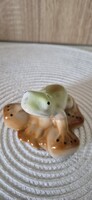 Gyönyörű porcelán béka szobor