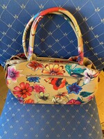 Gyönyörű szép,új,bőr,,színes virág mintás táska retikül.GENUINE LEATHER Borse in Pelle Made in Italy