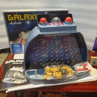 Retro space age Galaxy Electronic strategic board game works 1980 Ravensburger