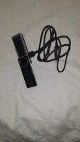 Samsung SGH-X830 látható,  különleges, 2006-ban megjelent MP3-lejátszó és telefon hibrid  S