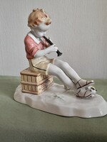 Metzler és Ortloff Német porcelán fuvolázó kisfiú