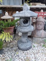 Egzotikus kertépítő Kő kerti lámpa Antracit szürke  Fagyálló műkő  Japán pagoda lámpás szobor