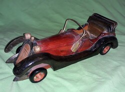 Retro fa nagyméretű OLDTIMER játékautó - jól gurul - akár polcdísznek is - 28 cm a képek szerint