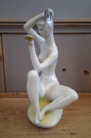 Zsolnay akt tükörrel - Török János