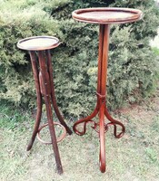2 db. Thonet jellegű virágtartó / posztamens.