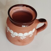 Jelzett kerámia tejes csupor, aludt tejes köcsög 10 cm magas