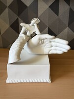 Sarkantyu Judit jelzett biszkvit porcelán szobor