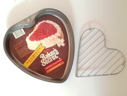 Szív alakú tapadásmentes fém torta sütőforma, és szív formájú rozsdamentes acél edény alátét rács