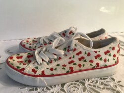 Shoes - new - sneakers - women's - size 36 - canvas - Austrian - flawless