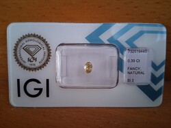 Természetes Fancy Greenish Yellow gyémánt – IGI tanúsítvánnyal 0.39 CT
