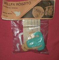 Retro trafikáru bazáráru vállfa rögzítő műanyag tömegcikk bontatlan csomag a képek szerint
