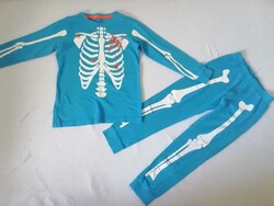 Hosszú ujjú türkiz pizsama szett kisfiúra  csontvázas Halloween 116   5-6 év
