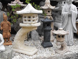 Íves  60cm Japán kertépítő Kő lámpa Feng Shui szikla  kerti tó pagoda műkő szobor