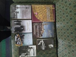 Történelmi Könyvcsomag - Churchill, Romsics Ignác, Trianon, Hadtörténet