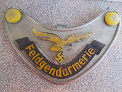 WW2. Német gorget, nyaktábla,Luftwaffe Feldgendarmerie, jelzett