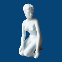 Aquincum porcelán „Várakozó” akt figura – Garbera Klára, jelzett