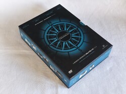 The Triangle A Bermuda-háromszög rejtélye 1-3 DVD Díszdoboz BONTATLAN LEMEZEKKEL (2006).