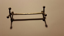 Art Deco fém késbak – geometrikus