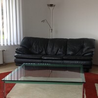 Áron alul eladó eredeti Cassina Le Corbusier LC10-P dohányzóasztal (140x140 cm) (No. 06639)