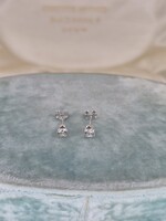 Fehérarany beszúrós fülbevaló pár brillekkel cca 0.34 ct