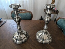 Antik Biedermeier Rokokó Bécsi rózsàs ,ezüst jellegű Gyertyatartó pàrban díszes minta. BécsJelzett