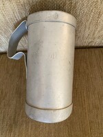 Retro italmérce,aluminium mérő edény.Fémipari jelzéssel. 5 dl-es.