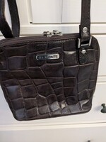 THE MONTE márkás női barna bőr, krokodilmintás barna bőr válltáska, oldaltáska, crossbody