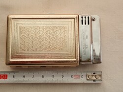 Kombinált öngyújtó és cigarettatárca egyben Kinai retro köves benzines