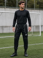 Kiváló állapotú Umbro párnázott kapusnadrág XL mèret