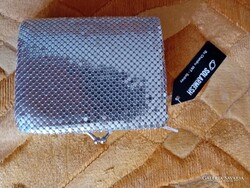 MÁRKÁS AUSZTRÁL EZÜST SZÍNŰ 5 FIÓKOS NŐI PÉNZTÁRCA,  NEM HASZNÁLT  EREDETI ÁRA 25 DOLLÁR