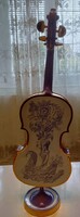 Hollóházi, porcelán,lila hegedű