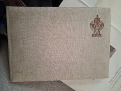 Szocialista ipari rézkarc-gyüjtemény, kemény vászonkötésben, egyenméret jelezve,  egy kijár