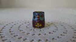 Bagoly alakú,zománcozott (cloisonné) réz gyűszű