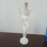 Aquincumi porcelán női akt