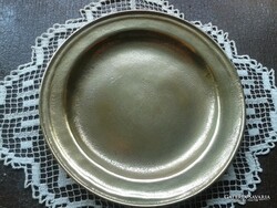 RÉZ TÁNYÉR  11 CM ÁTMÉRŐJŰ