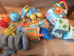 Kislányos/Kisfiús játékcsomag 036 - Multi-piece toy set for girls/boys 036.