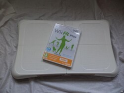 Nintendo Wii Balance Board + Wii Fit Plus (4956)