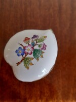 Herendi porcelain Viktória patterned bonbonier