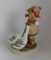 Hummel Goebel porcelán bűbájos Libás Lány!