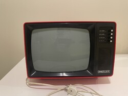 Junoszt 402B tv