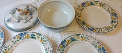 Porcelán szett egyben – 4 db kistányér + fedeles porcelán edény