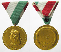 Hunyadi Mátyás Magyar Királyi Reáliskolai Nevelőintézet Kőszeg - 1933-34 gátfutás