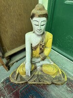 Fa Buddha szobor