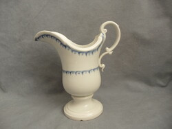 Antik altwien porcelán kancsó antik bécsi porcelán sisakkanna porcelán kanna több mint 200 éves