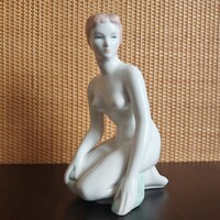 Retro Aquincum porcelán női akt szobor A073