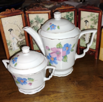 Vadvirágos Zsolnay Pécs (kisvirágos) porcelán kiöntő és cukortartó készlet – jelzett