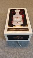 Hollóházi porcelán, patikai edény, Vinum Tokajense Passum , 6 puttonyos aszú , 2000. évjárat