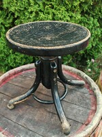 Ritka Thonet Gebrüder zongoraszék krokodil-mintás dombornyomott, gyűjtői duplán JELZETT 1881-1919