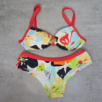 Sabina virágmintás női push-up bikini, S