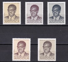 1976 Angola Agostinho Neto Hibátlan Postatiszta Bélyegsor